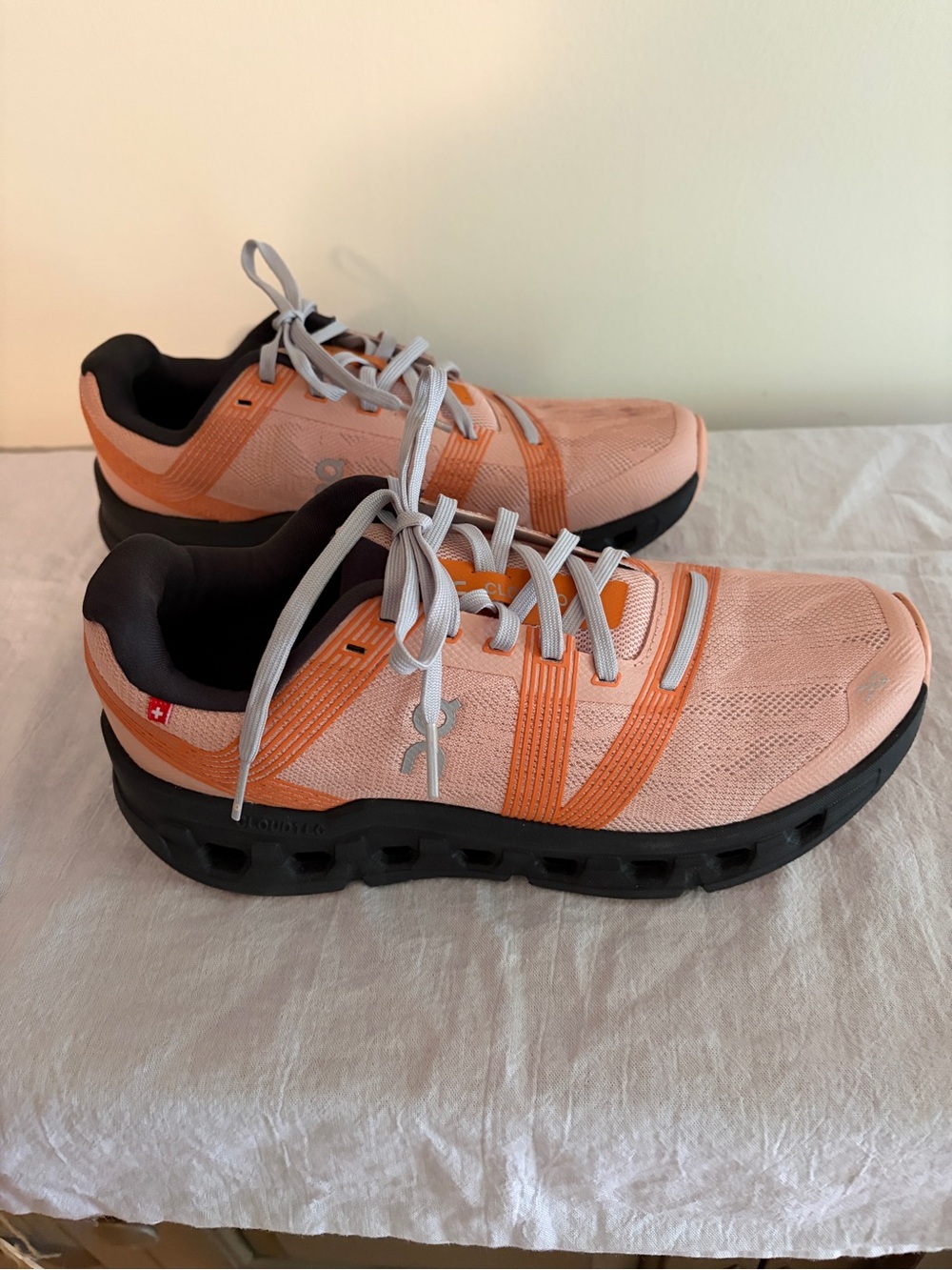 On Running Cloudgo Road Sneakers Rose Magnet Orange Pink Women's Size 8.5